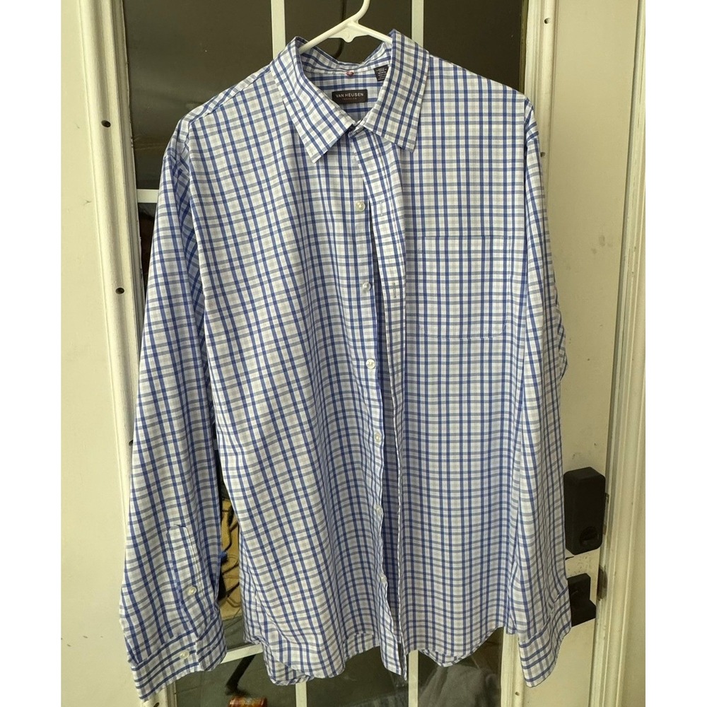 Van Heusen Traveler Mens Large Blue White Plaid Long Sleeve Button Down Shirt